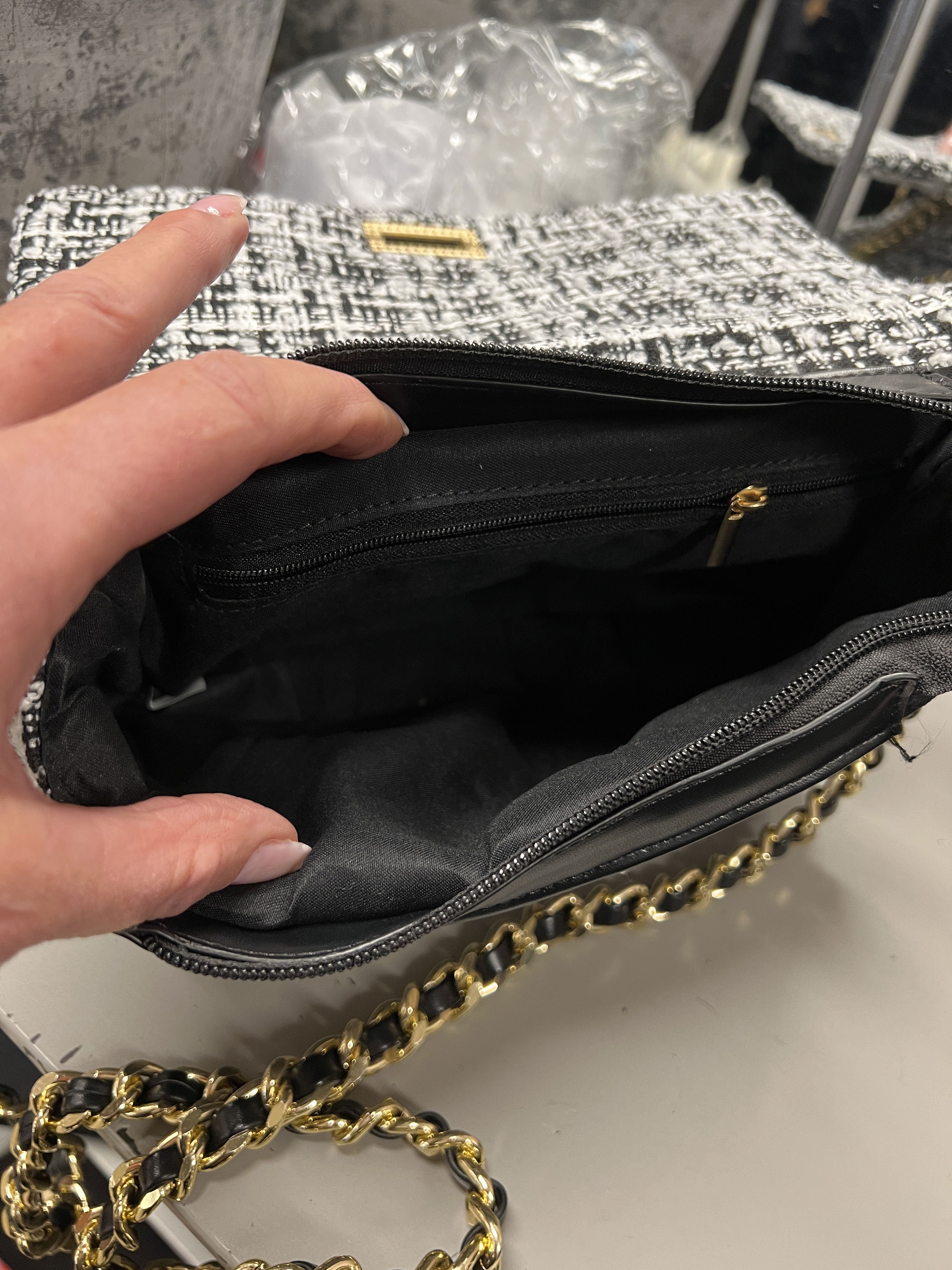 Zoe - Fed ternet taske med kæde